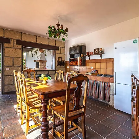 Villa Aurora With Heated Pool *