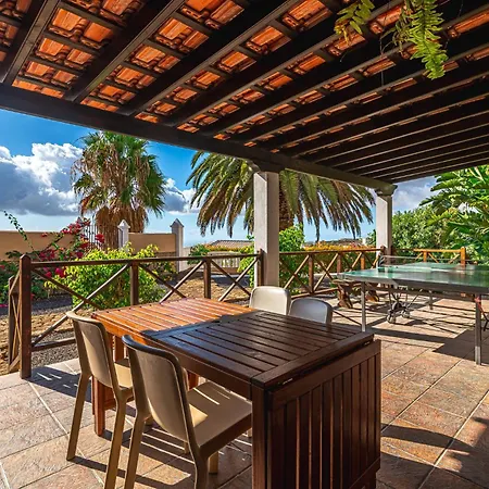 Aurora With Heated Pool Вилла *