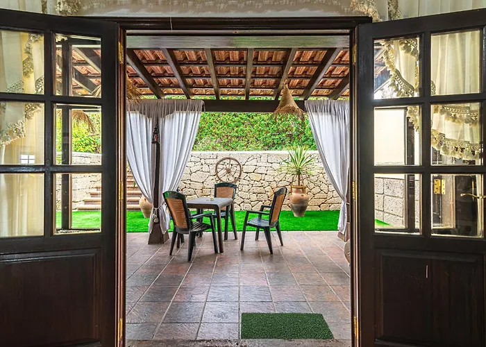 Villa Aurora With Heated Pool
