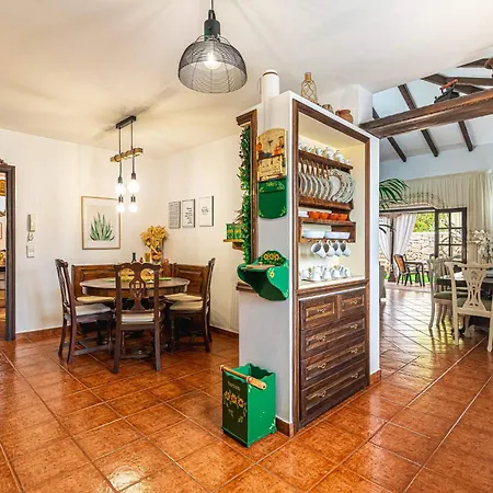 Vila Aurora With Heated Pool